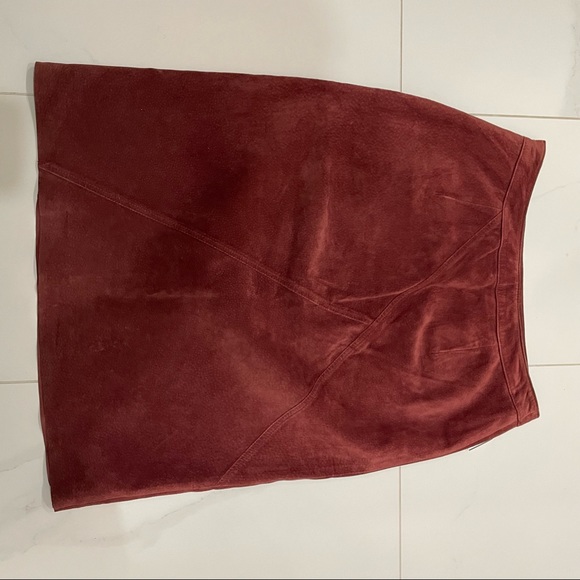 Soft Leather skirt - Picture 1 of 3